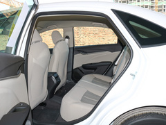 2021款 典范 1.5L 自动进取型
