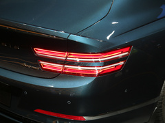 2021款 2.5T 后驱旗舰版