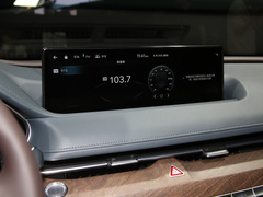 2021款 2.5T 后驱旗舰版