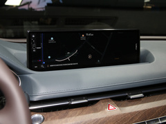 2021款 2.5T 后驱旗舰版