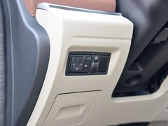 2020款 M5L 1.6L 7座豪华型