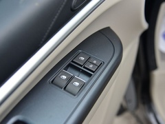 2020款 M5L 1.6L 7座豪华型
