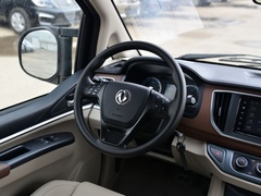 2020款 M5L 1.6L 7座豪华型