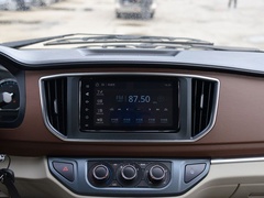 2020款 M5L 1.6L 7座豪华型