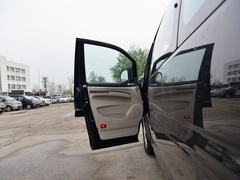2020款 M5L 1.6L 7座豪华型