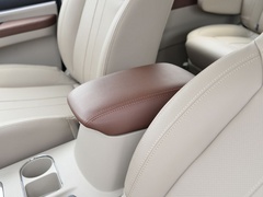 2020款 M5L 1.6L 7座豪华型