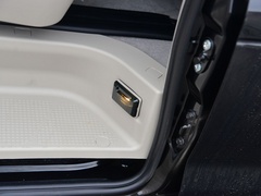 2020款 M5L 1.6L 7座豪华型