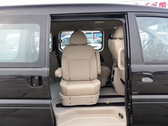 2020款 M5L 1.6L 7座豪华型