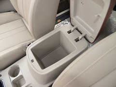 2020款 M5L 1.6L 7座豪华型
