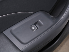 2020款 PLUS 1.6L CVT 4G互联荣耀全息版