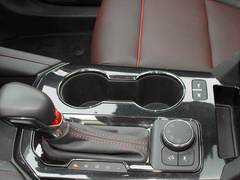 2020款 RS 650T Twin-Clutch四驱7座擎版