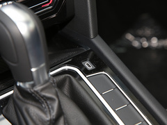 2021款 330TSI DSG 豪华型 