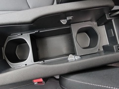 2021款 HATCHBACK 220TURBO 手动驾趣控