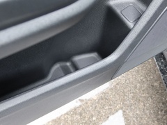 2021款 HATCHBACK 220TURBO 手动驾趣控