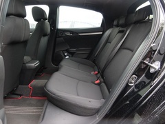 2021款 HATCHBACK 220TURBO 手动驾趣控