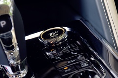 2022款 6.0T W12 标准版