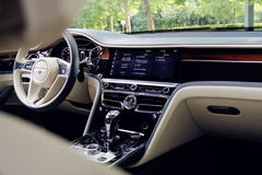 2022款 6.0T W12 标准版