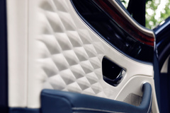 2022款 6.0T W12 标准版