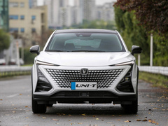 2020款 1.5T 旗舰型