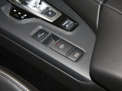 2020款 2.0T 四驱菁英版