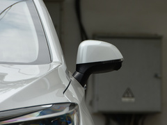 2020款 京彩款 R600 智潮版