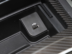 2020款 2.0T 柴油四驱阿拉善版