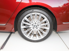 2021款 M760Li xDrive V12 耀影特别版 