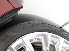 2021款 M760Li xDrive V12 耀影特别版 