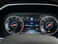 2022款 2.0T DCT两驱智联旗悦版 五座