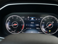 2022款 2.0T DCT两驱智联旗悦版 五座