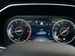 2022款 2.0T DCT两驱智联旗悦版 五座