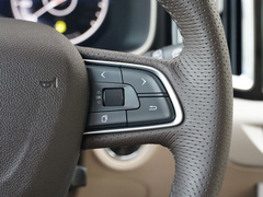 2022款 2.0T DCT两驱智联旗悦版 五座