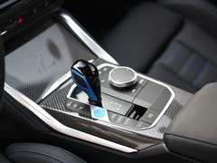 2022款  M50