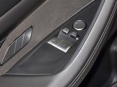 2021款 M4双门轿跑车 M xDrive 雷霆版