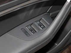 奥迪A6L 2020款 45 TFSI quattro 尊享致雅型