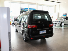 2020款 M5 1.6L 7座豪华型