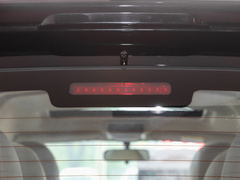 2020款 M5 1.6L 7座豪华型