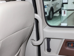 2020款 M5 1.6L 7座豪华型