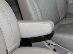2020款 M5 1.6L 7座豪华型