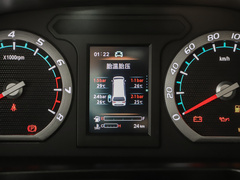 2020款 M5 1.6L 7座豪华型