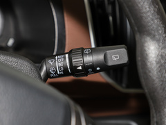 2020款 M5 1.6L 7座豪华型