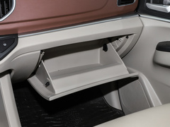 2020款 M5 1.6L 7座豪华型