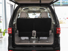 2020款 M5 1.6L 7座豪华型