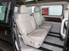 2020款 M5 1.6L 7座豪华型