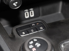 2020款 2.3T 汽油自动四驱豪华版 7座