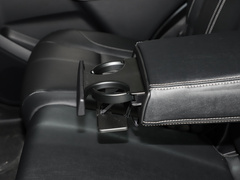 2020款 2.3T 汽油自动四驱豪华版 7座