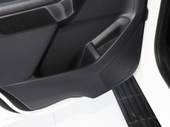 2020款 2.3T 汽油自动四驱豪华版 7座