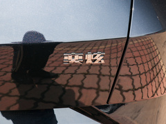 2020款 230T 自动炫酷曜夜骑士版