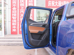 2020款  2.0T柴油自动四驱纪念版长厢高底盘