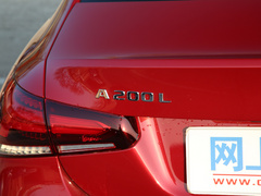 2020款 改款 A 200 L 运动轿车动感型